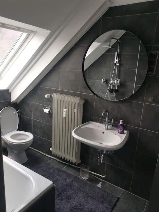 Wohnung Am Kurpark Mit Privater Innensauna & Led! Schluesselbox 보파르트 외부 사진